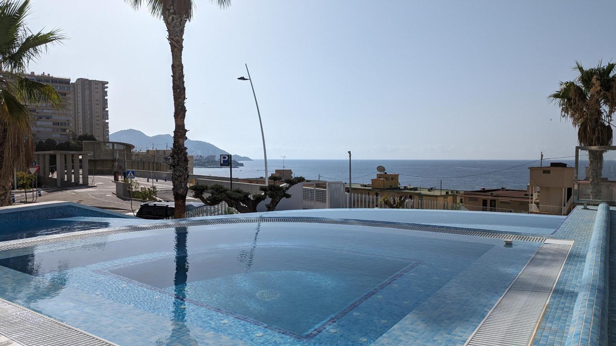 Sunset Cliffs Modern Apartment Benidorm Buitenkant foto