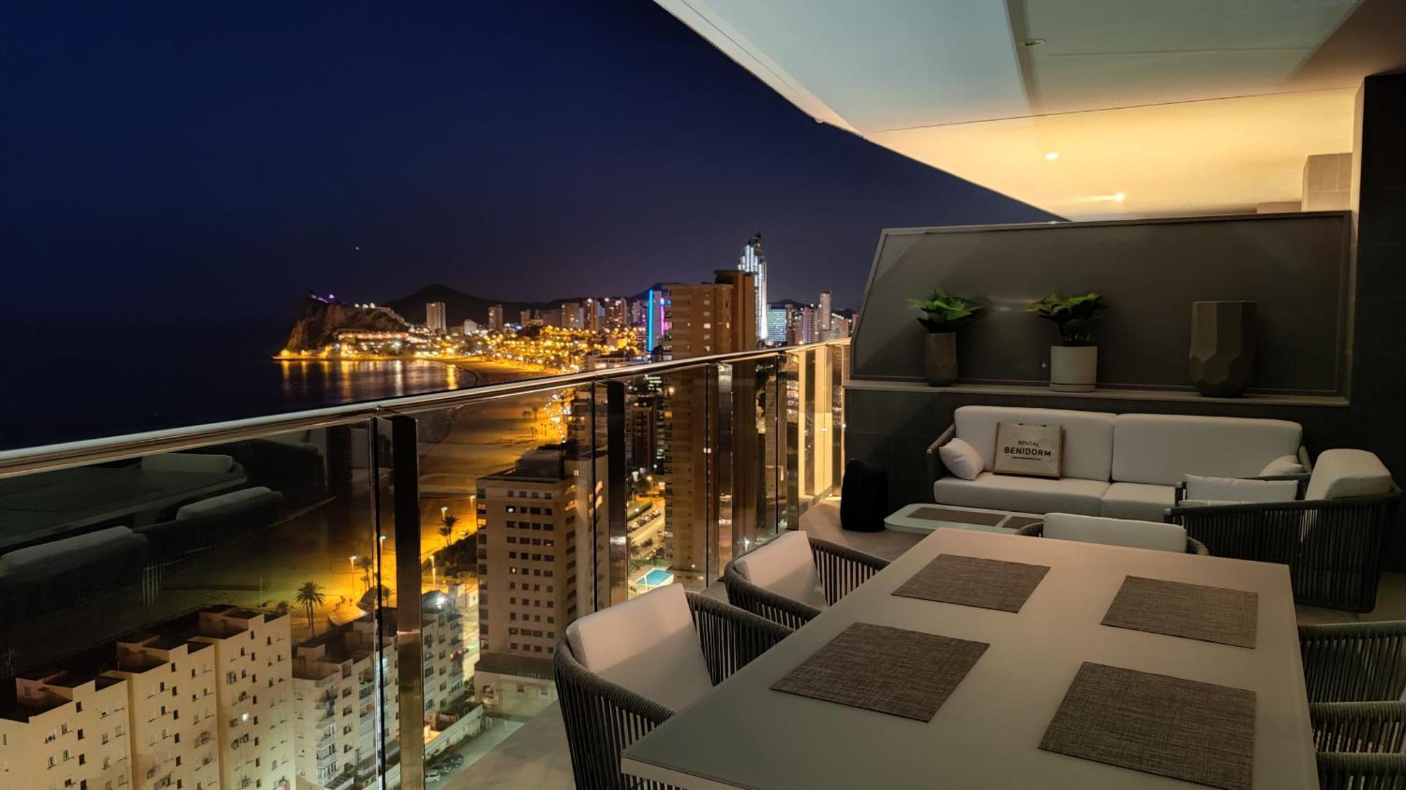 Sunset Cliffs Modern Apartment Benidorm Buitenkant foto