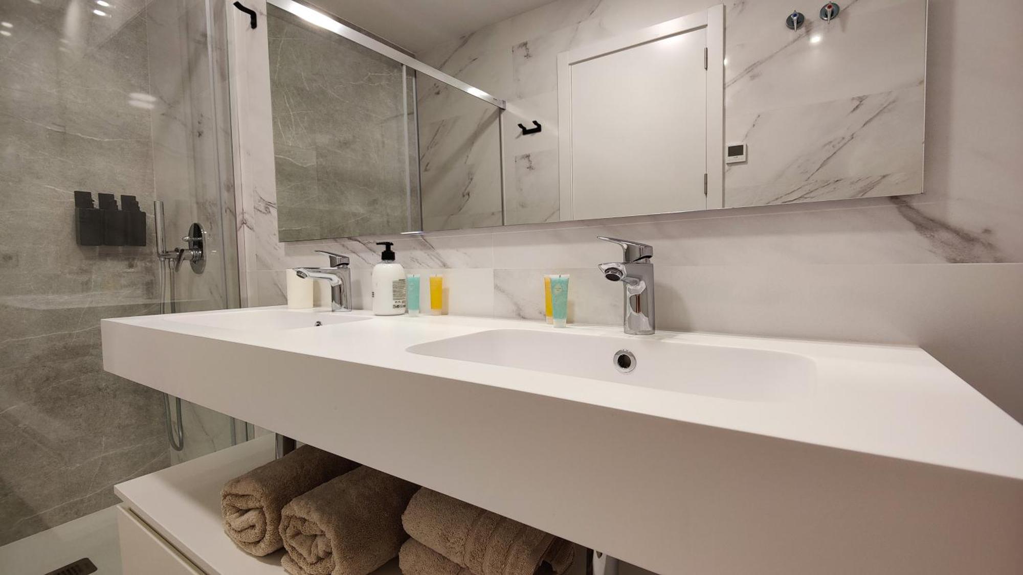 Sunset Cliffs Modern Apartment Benidorm Buitenkant foto